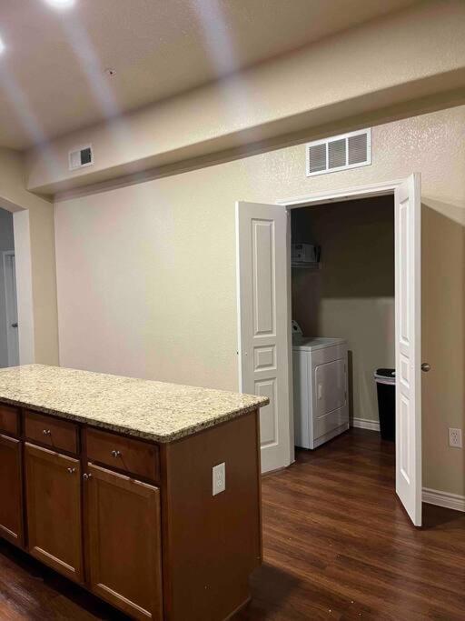 Hill Country Hiatus! Appartement
